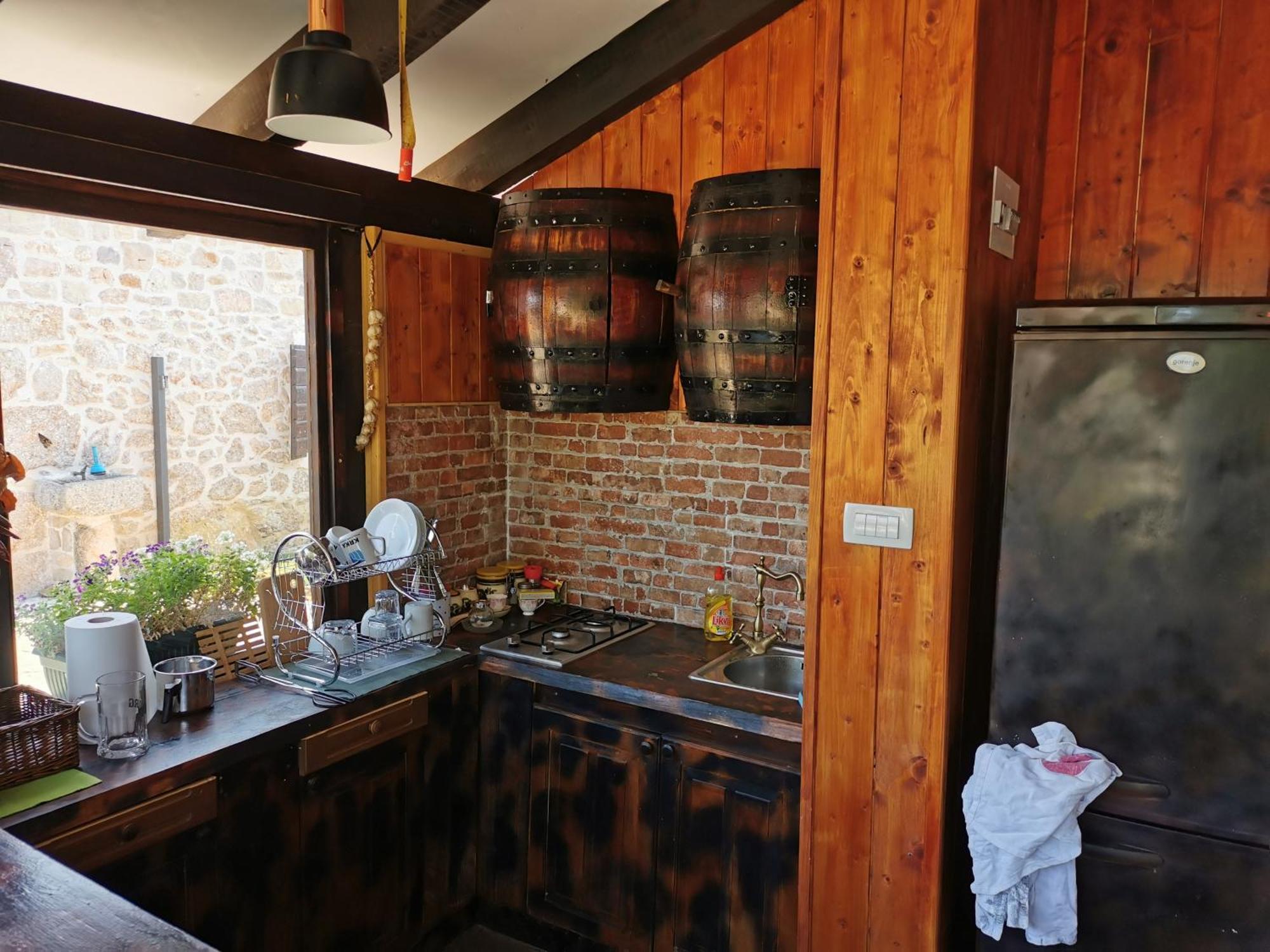 Kuca Za Odmor Joko I Jeka Villa Bogatic ภายนอก รูปภาพ